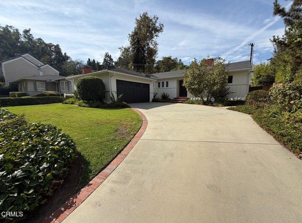1325 Lomay Place, Pasadena, CA 91103
