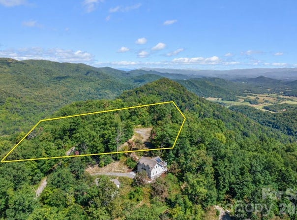 25 Lila Lane, Clyde, NC 28721
