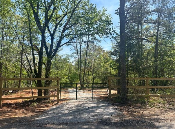 County Road 379, WATER VALLEY, MS 38965