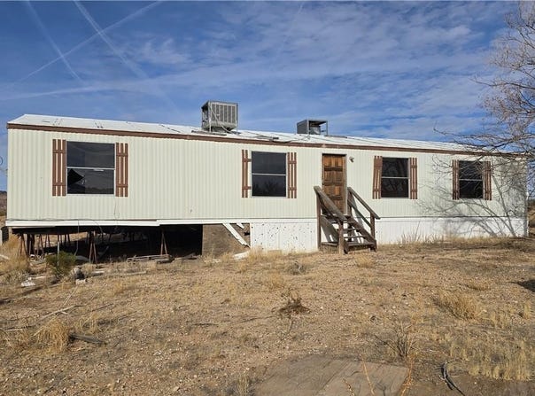6057 W Kit Drive, Golden Valley, AZ 86413