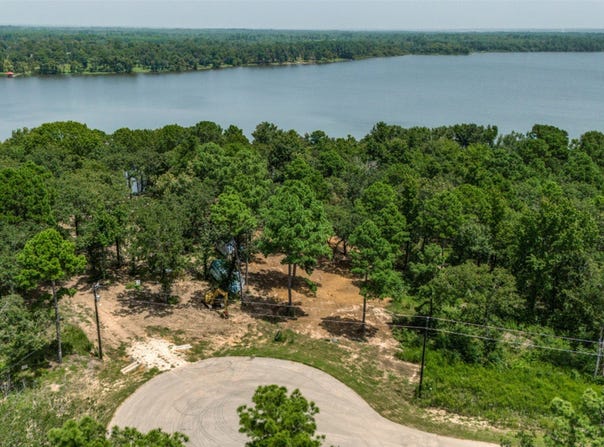 3268 Shadow Pine Drive, Larue, TX 75770