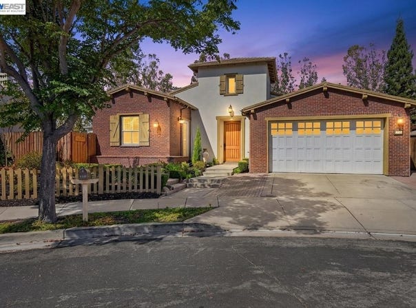 1135 Blue Spur Cir, Danville, CA 94506