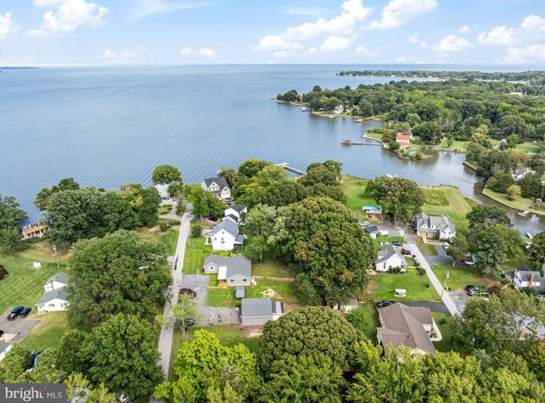 1221 BAST Lane, SHADY SIDE, MD 20764