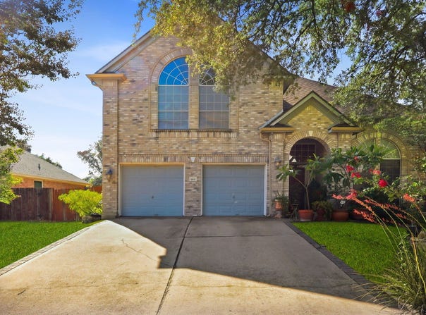 902 POINT RUN DR, PFLUGERVILLE, TX 78660