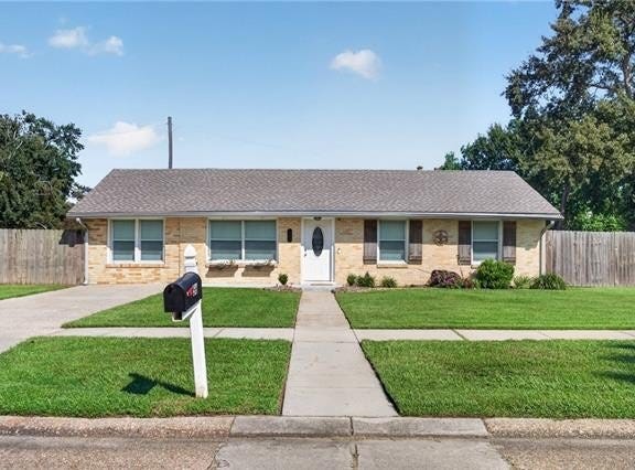 56 PATTERSON Drive, Chalmette, LA 70043