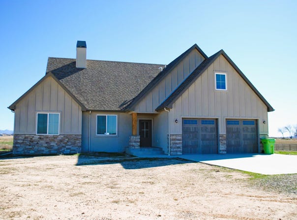1660 8 Road, Mack, CO 81525