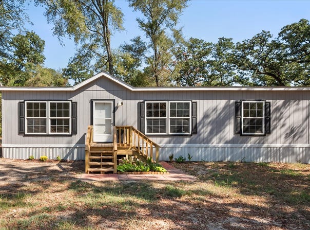 139 PR 440, Buffalo, TX 75831