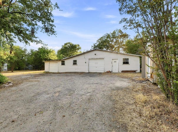 1705 Morse Street, Commerce, TX 75428