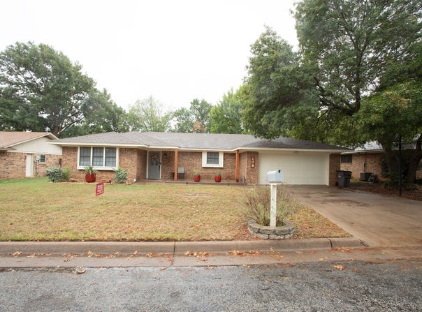 108 Chaparral Drive, Graham, TX 76450