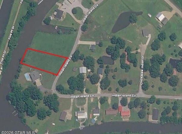 Indian Island Circle, Aberdeen, MS 39730