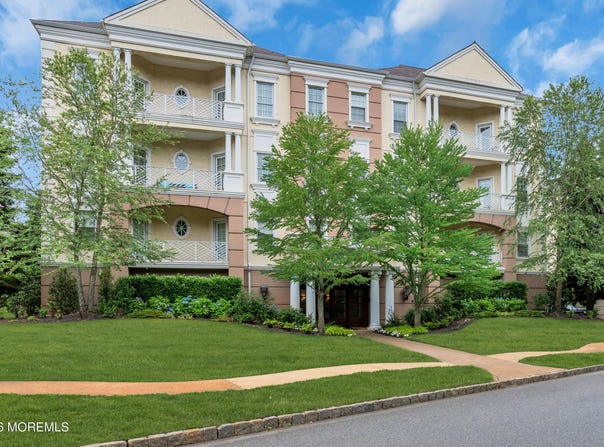 1442 Oval Road, Wall, NJ 08736