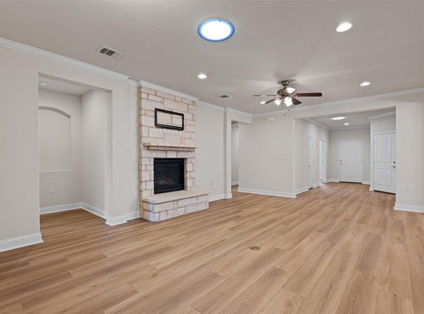 509 Davis Mountain Cir, Georgetown, TX 78633