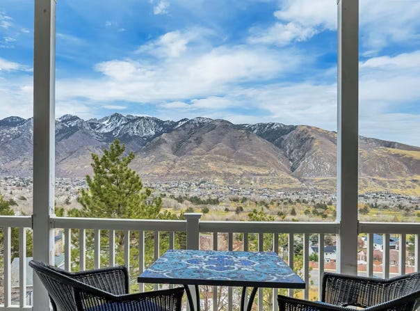 11789 S NICKLAUS Rd, Sandy, UT 84092
