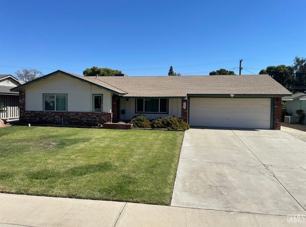 804 Cherry Hills Drive, Bakersfield, CA 93309