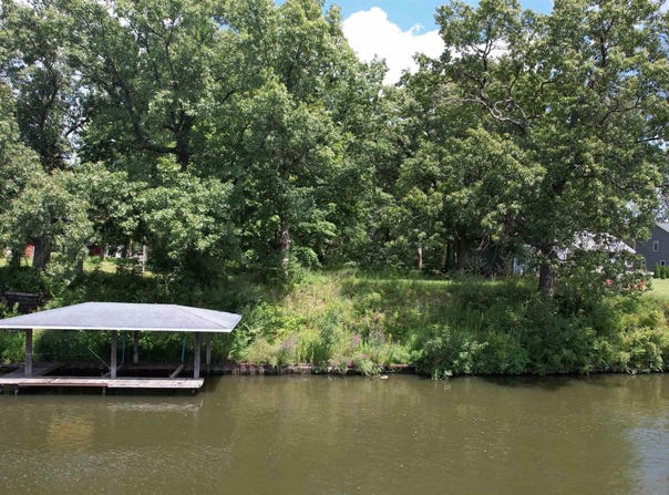 N Longbriar Court lot: 4, Monticello, IN 47960