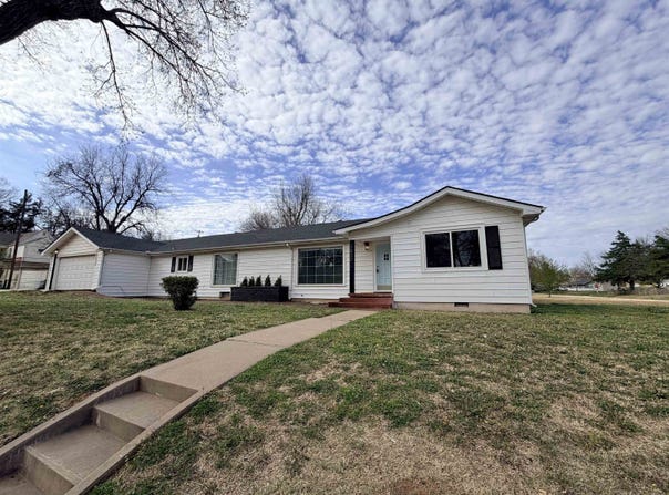 1832 E Maple, Enid, OK 73701
