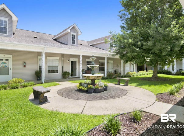 102 Courthouse Drive, Fairhope, AL 36532