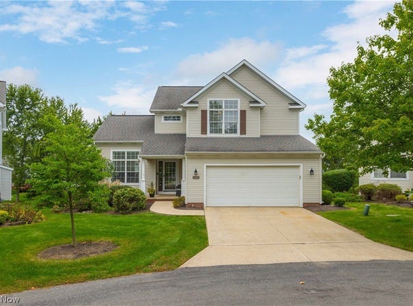 1359 Rome Circle, Broadview Heights, OH 44147