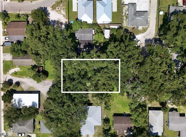 1009 4TH ST E, Bradenton, FL 34208