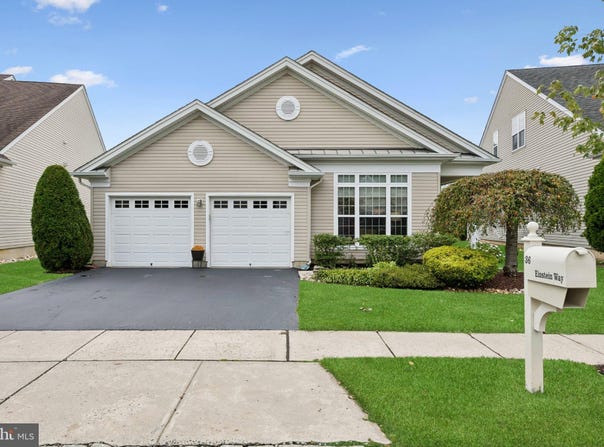 36 EINSTEIN Way, EAST WINDSOR, NJ 08512