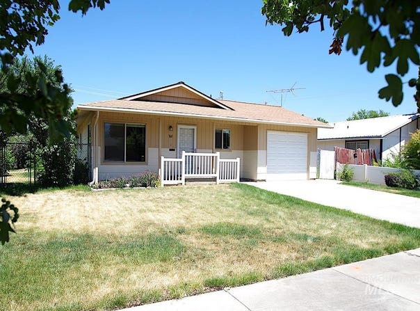 860 E Commercial, Weiser, ID 83672