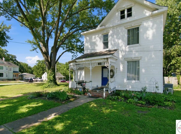 413-415 S Orchard Street, Clinton, MO 64735