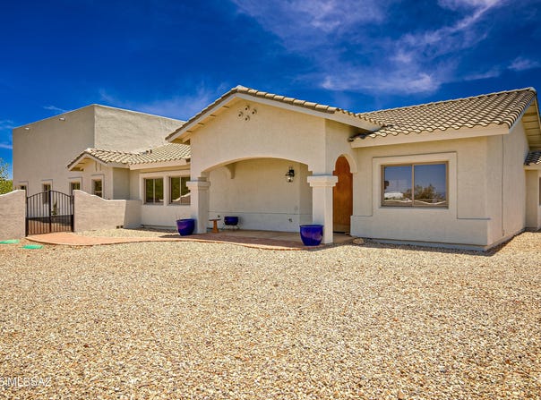 2970 E Consuelo Place, Vail, AZ 85641