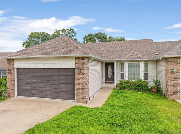 Woodland Drive E, Branson, MO 65616