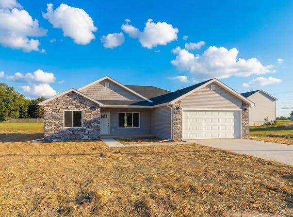 3 Cobblestone Ridge, Tecumseh, MI 49286