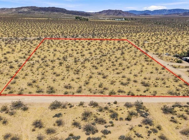 57541 Encantado Road, Landers, CA 92285