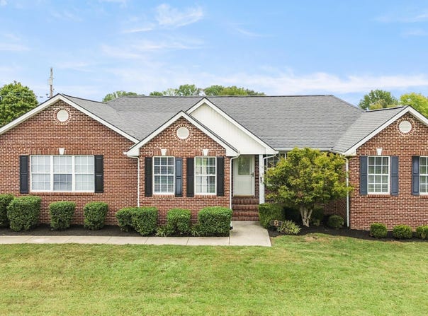 92 Water Cliff Drive, Somerset, KY 42503