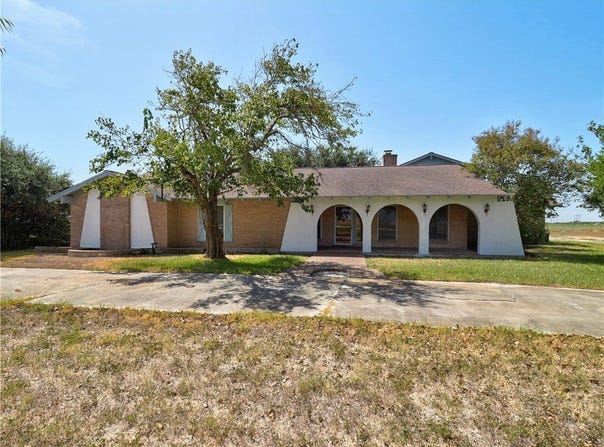 9845 Fm 1074, Taft, TX 78390