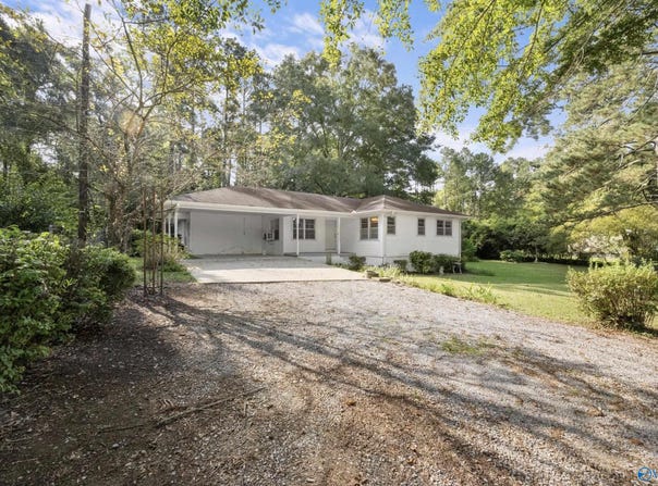 745 Noccalula Drive, Gadsden, AL 35904