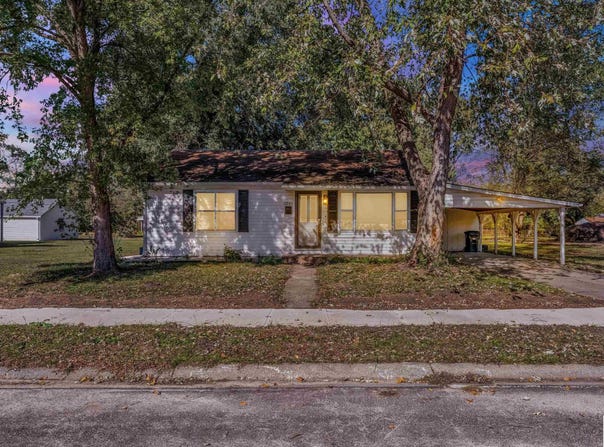 1905 E 6th Street, Sedalia, MO 65301