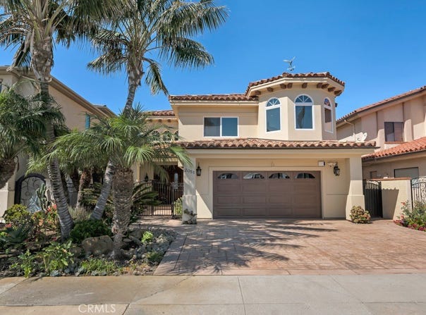 2051 Greencastle Way, Oxnard, CA 93035