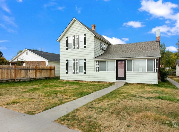 219 24th Ave S, Nampa, ID 83651