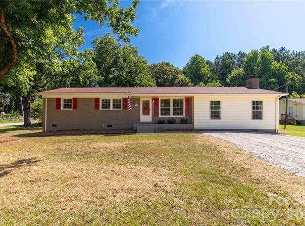 151 Old Gregory Lane, Lancaster, SC 29720