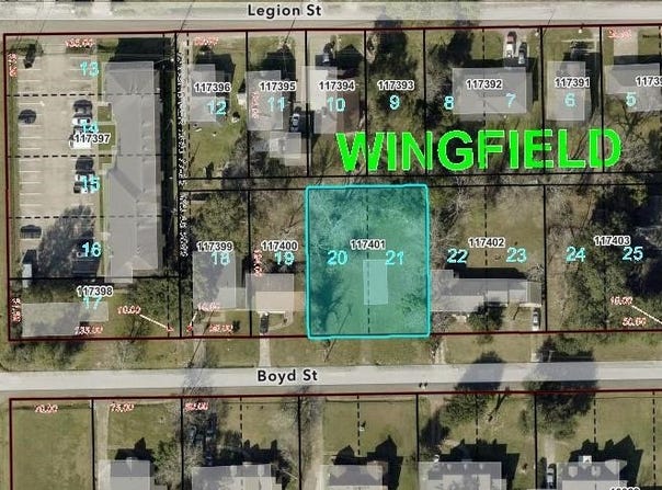 990 Boyd, Beaumont, TX 77705