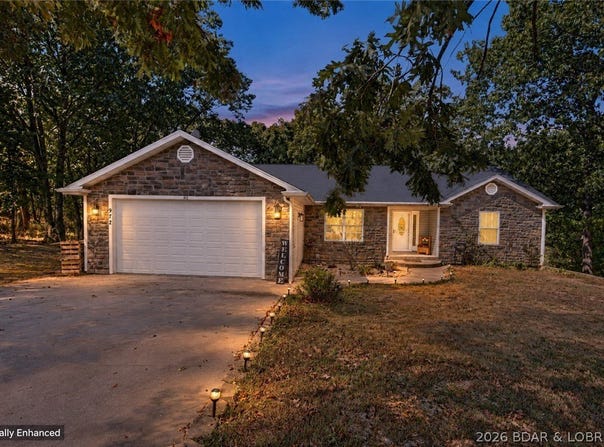 972 State Highway A, Linn Creek, MO 65052