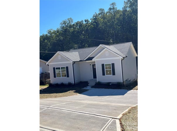 1422 Johnston Street, Gastonia, NC 28054