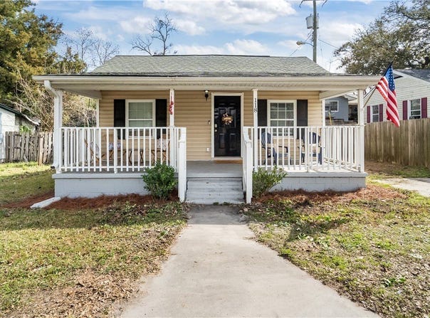 118 S Coastal Highway, Port Wentworth, GA 31407