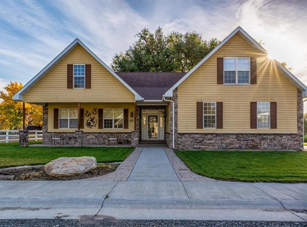 101 Absoraka St., Byron, WY 82412