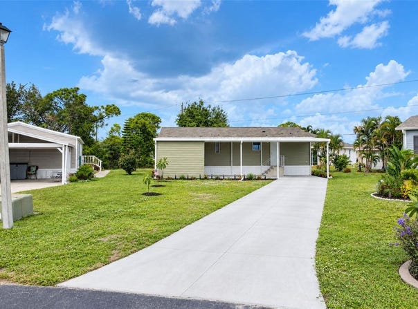 9066 PINEHAVEN Way, ENGLEWOOD, FL 34224