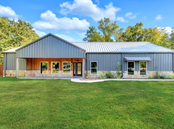 239 County Road, Alba, TX 75410