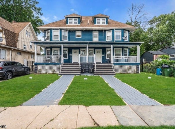 221 223 E 2Nd Ave, Roselle Boro, NJ 07203-1305