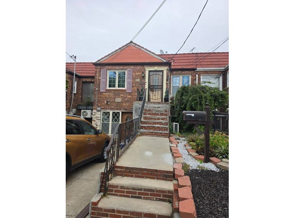 25-17 College Point Blvd, College Point, NY 11356