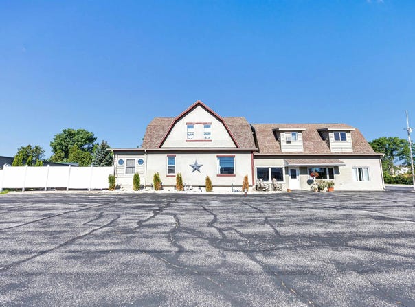 513 DULUTH Avenue, STURGEON BAY, WI 54235