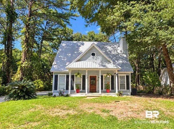 104 Crestview Circle, Daphne, AL 36526