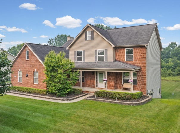 20903 Oak Tree Drive, South Lyon, MI 48178