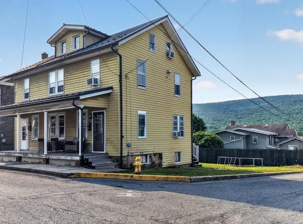 126 E SPRUCE Street, WILLIAMSTOWN, PA 17098
